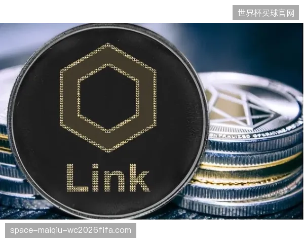 Sorare球员卡数值更新机制：引入Chainlink预言机以实时同步赛场数据，应对二级市场流动性波动